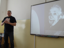 17. března 2017 - Teorie relativity, přednáška profesora Petra Kulhánka 
