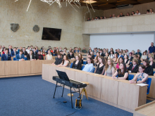 5. června 2025 - Slavnostní předání maturitních vysvědčení třídám 4.B, 4.C a oktáva