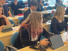 20. října 2025 - Debaťák na Rozhoduj!