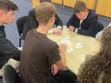 20. října 2025 - Debaťák na Rozhoduj!