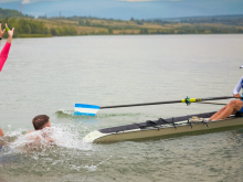1. srpna 2026 - Absolventi Podkrušnohorského gymnázia Most zazářili na Mistrovství České republiky v Beach Sprintu - dva tituly mistra ČR