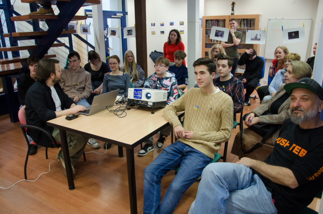 25. února 202 - Oči války