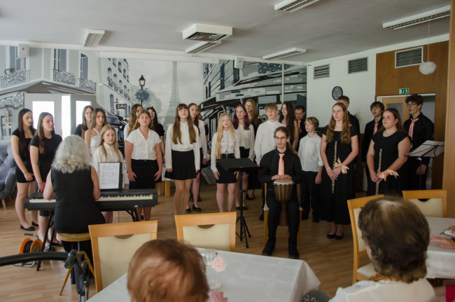 25. května 2026 - Koncert SMoGu v Penzionu pro seniory